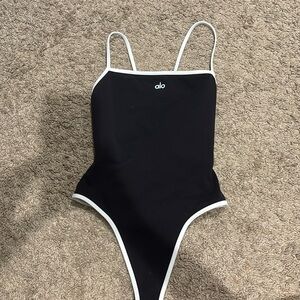 Alo Yoga open back bodysuit